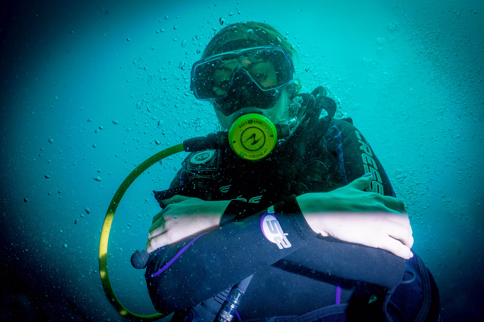 A Beginner’s Guide to Scuba Diving: Explore the Depths of the Ocean